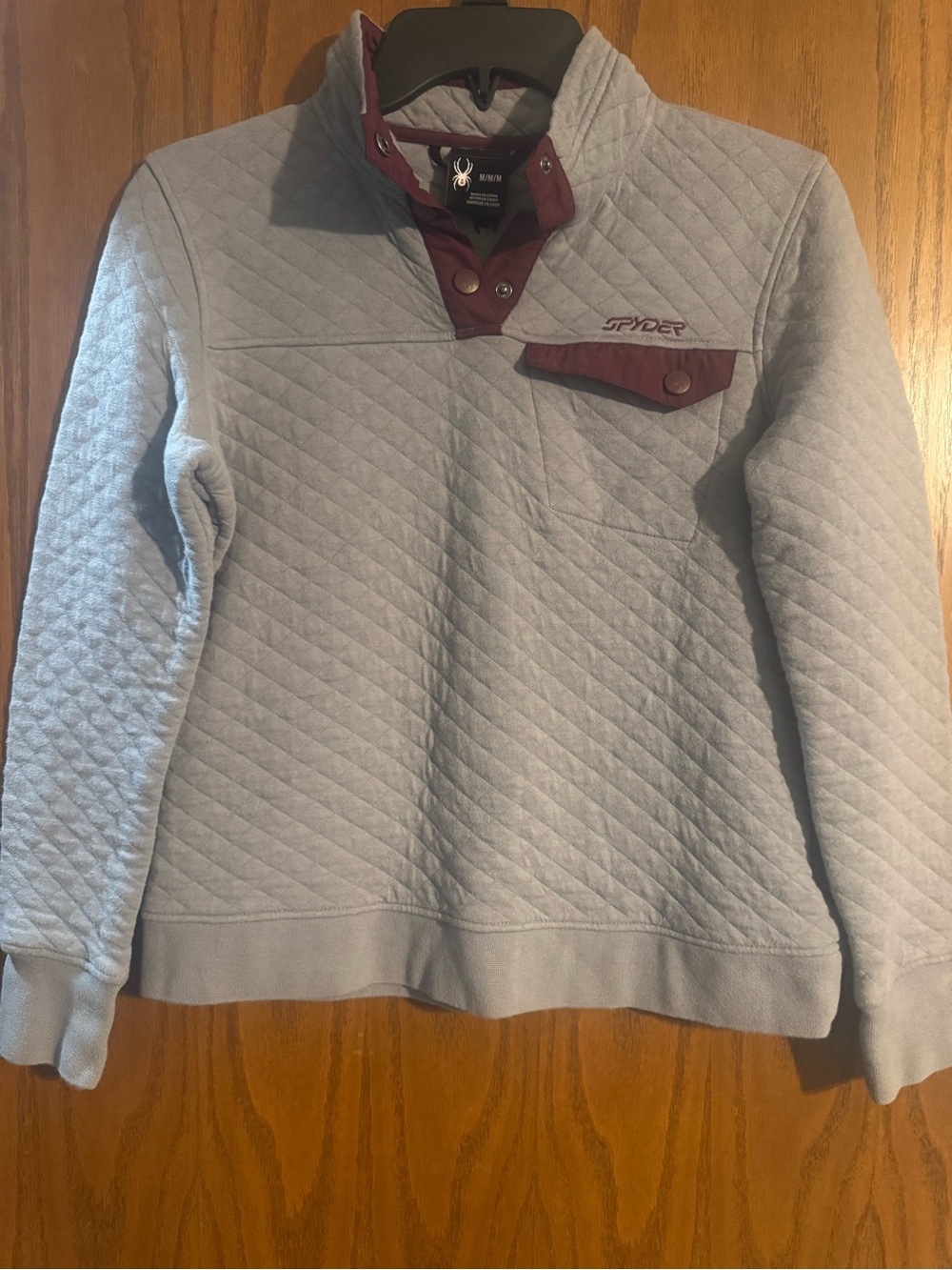 Spyder Men’s Quilted Light Gray Zip-Up Sweater with Maroon Trim